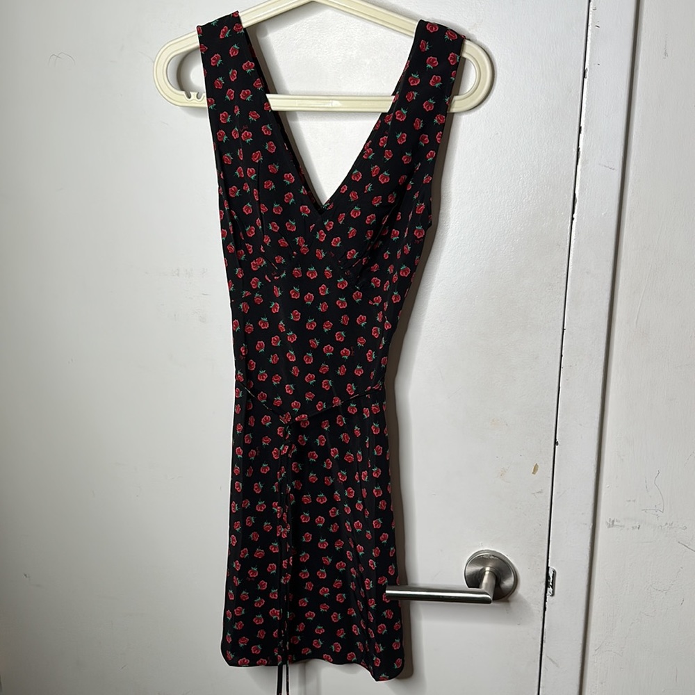 Réalisation Par The Isabelli Dress in Rosalita Silk Floral Rose Print Dress - Picture 2 of 6